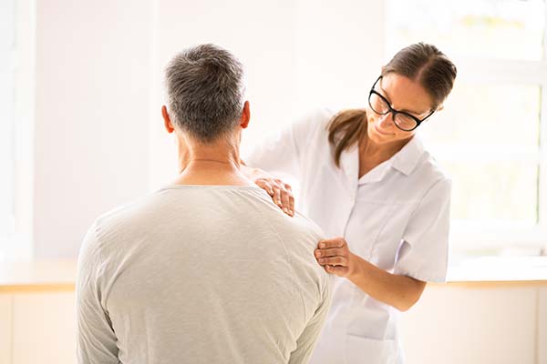 Speed Up Recovery With A Trip To A Rehabilitation Chiropractor